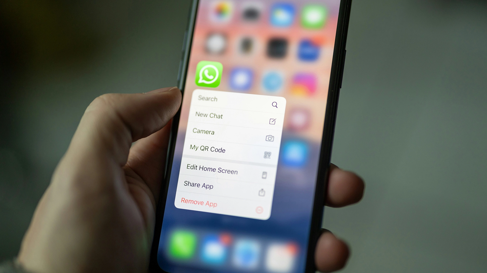 Le Chatbot de Meta Partage par Erreur un Num&eacute;ro de T&eacute;l&eacute;phone Priv&eacute;